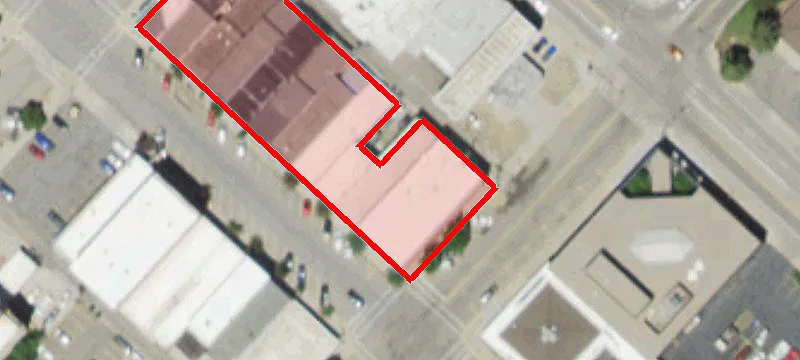 906 Main St