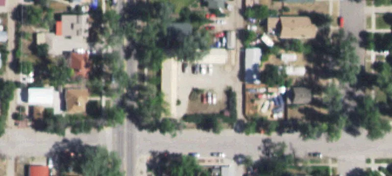 539 4th St