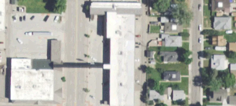 609 Main St
