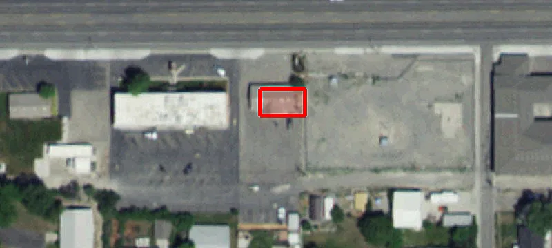 933 Main St