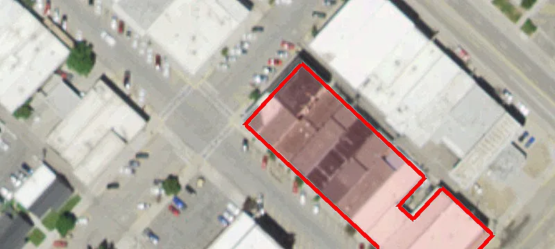 944 Main St