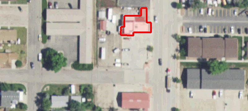 1920 Main St