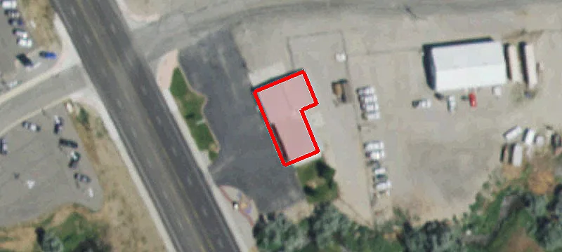 1630 Main St