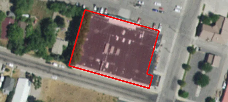 725 Main St
