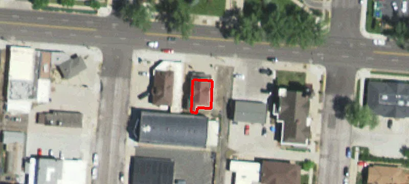 512 Grand Ave