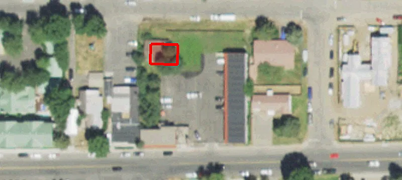 325 Broadway Ave