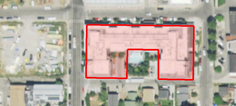 180 Simpson Ave