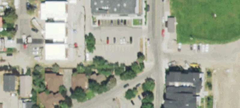 655 Cache St