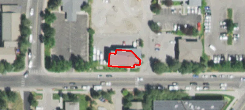 1135 Maple Way