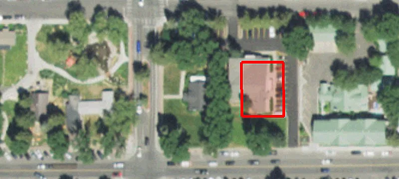211 Broadway Ave