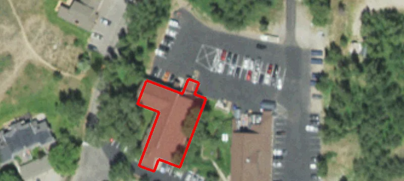 3520 Lk Crk Dr