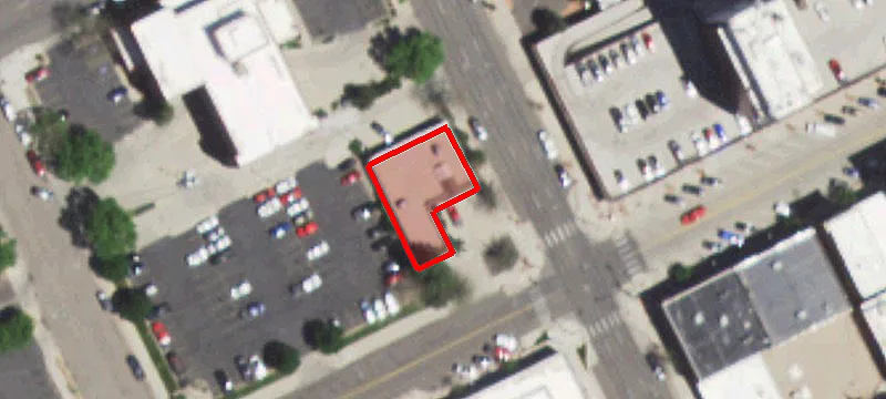 1810 Pioneer Ave