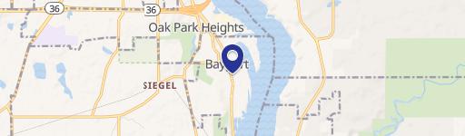 Bayport Commercial Building - Prime Location