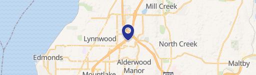 Spacious Townhome with Putting Green