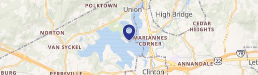 Retail Space in Clinton Plaza