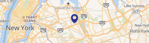 Spacious Apartment Near Transportation