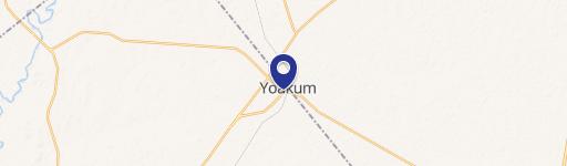 Versatile Commercial Building in Yoakum