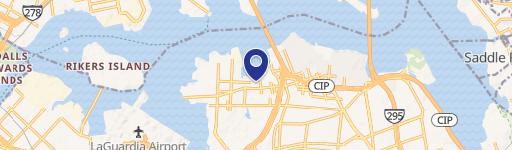 Bright Two-Bedroom in Kew Gardens