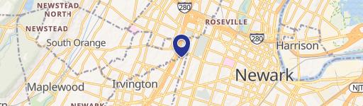 Spacious Apartment Near Transportation