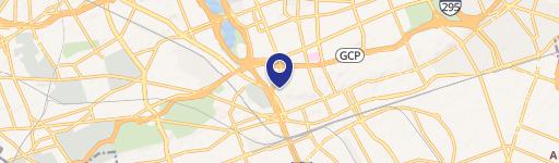 Cozy Co-op in Briarwood Queens