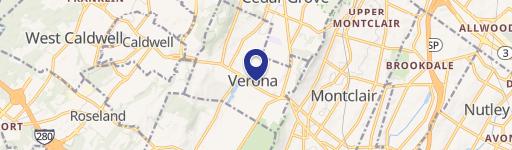 Spacious Multi-Level Unit Near Shops