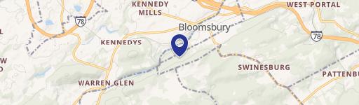 Cozy Second Floor Apartment