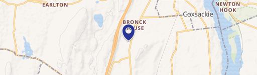 Ice Cream Destination with Mini-Golf