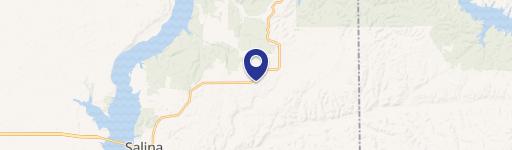 Lakefront Estate on Lake Hudson