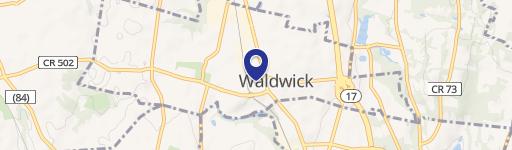 20 Walter Hammond Pl