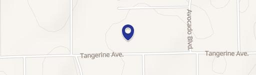 Spacious Corner Lot Near Lakes